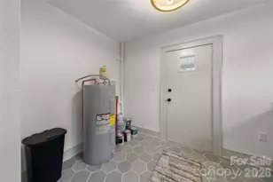 10 6th St, Asheville, NC 28804 - Photo 14