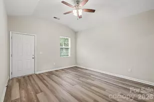 635 Johns Ln, Gastonia, NC 28052 - Photo 4