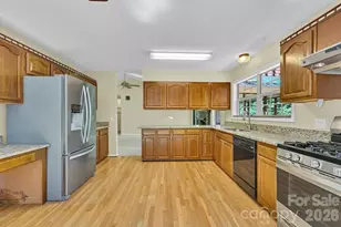 31 Surrey Run, Asheville, NC 28803 - Photo 16