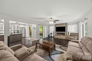 13 Bald Eagle Rd, Lake Wylie, SC 29710 - Photo 12