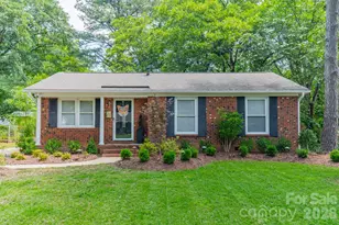 3723 Litchfield Rd, Charlotte, NC 28211 - Photo 1