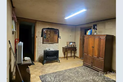 9110 Wilson Road, Hildebran, NC 28637 - Photo 4