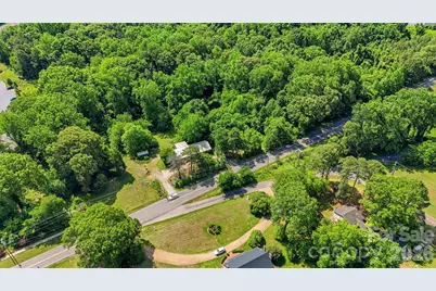 1321 Mecklenburg Highway, Mooresville, NC 28115 - Photo 16