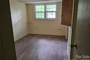 610 Emmas Grove Rd, Fletcher, NC 28732 - Photo 12