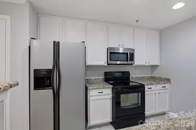 3921 Picasso Court, Charlotte, NC 28205 - Photo 10