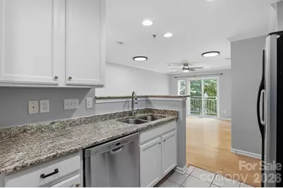 3921 Picasso Court, Charlotte, NC 28205 - Photo 12