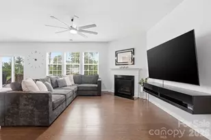 16009 Duval Dr, Charlotte, NC 28273 - Photo 2