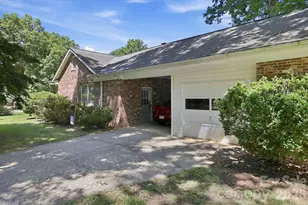 401 White Oaks Dr, Salisbury, NC 28147 - Photo 16