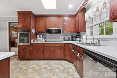 401 White Oaks Drive, Salisbury, NC 28147 - Photo 8