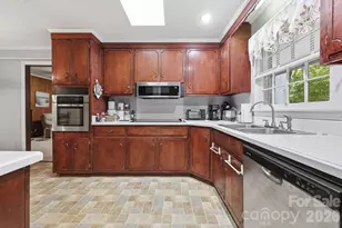 401 White Oaks Dr, Salisbury, NC 28147 - Photo 8