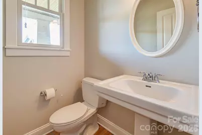 201 Skytop Farm Lane, Hendersonville, NC 28791 - Photo 16