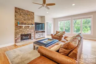 201 Skytop Farm Ln, Hendersonville, NC 28791 - Photo 8