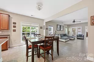 4405 Squirrel Trail Ln, Charlotte, NC 28269 - Photo 14