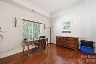 4405 Squirrel Trail Ln, Charlotte, NC 28269 - Photo 6