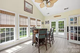4405 Squirrel Trail Ln, Charlotte, NC 28269 - Photo 20