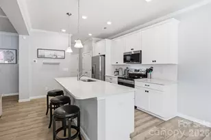 8134 Merryvale Ln, Charlotte, NC 28214 - Photo 14