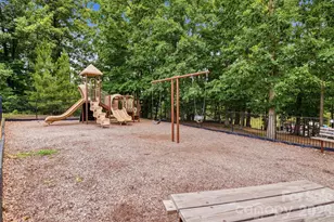 8134 Merryvale Ln, Charlotte, NC 28214 - Photo 34