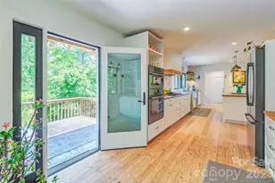 136 Graveyard Rd, Fairview, NC 28730 - Photo 18