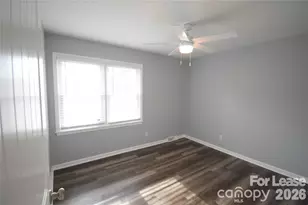 924 Edgegreen Dr, Charlotte, NC 28217 - Photo 16