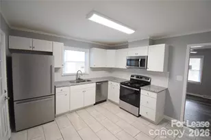 924 Edgegreen Dr, Charlotte, NC 28217 - Photo 8