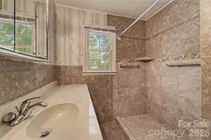 1747 University Heights Rd, Cullowhee, NC 28723 - Photo 24