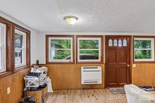 677 Mt Olivet Rd, Zirconia, NC 28790 - Photo 16