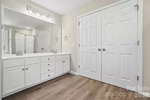 7711 Taymouth Ln, Charlotte, NC 28269 - Photo 24