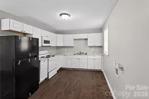 9 Delores St, Greenville, SC 29605 - Photo 20