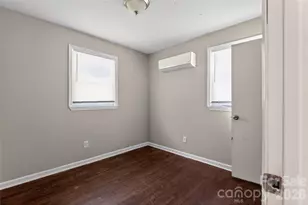 9 Delores St, Greenville, SC 29605 - Photo 12