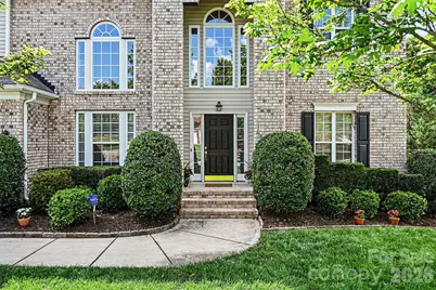3124 Grandeur Road, Charlotte, NC 28269 - Photo 2