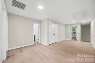 9612 Brackenview Ct, Charlotte, NC 28214 - Photo 16