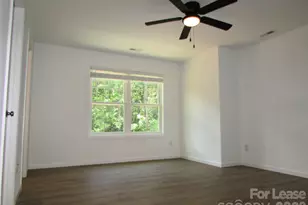 111 Dorchester Ln, Troutman, NC 28166 - Photo 4