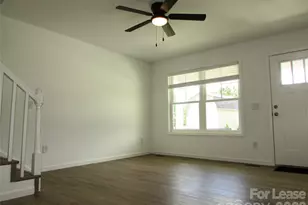 111 Dorchester Ln, Troutman, NC 28166 - Photo 2
