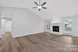 1545 Bear Mountain Rd, Charlotte, NC 28214 - Photo 2