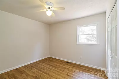 1848 Twain Street, Newton, NC 28658 - Photo 12