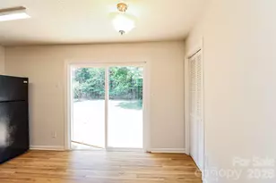 1848 Twain St, Newton, NC 28658 - Photo 6
