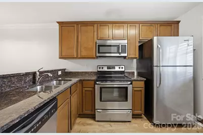 1215 Green Oaks Lane #I, Charlotte, NC 28205 - Photo 6