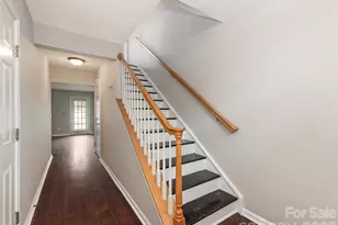 980 Tiger Ln, Charlotte, NC 28262 - Photo 4