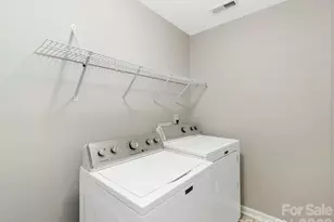 980 Tiger Ln, Charlotte, NC 28262 - Photo 8