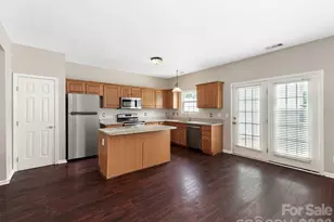 980 Tiger Ln, Charlotte, NC 28262 - Photo 10
