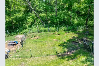 295 Richmond Road, Bakersville, NC 28705 - Photo 22