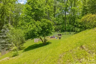 295 Richmond Rd, Bakersville, NC 28705 - Photo 20