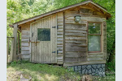 295 Richmond Road, Bakersville, NC 28705 - Photo 24