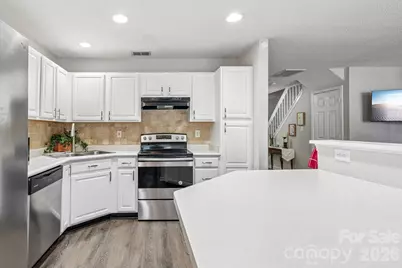 8406 Southgate Commons Drive, Charlotte, NC 28277 - Photo 10