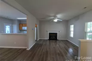 11204 Heritage Green Dr, Cornelius, NC 28031 - Photo 6