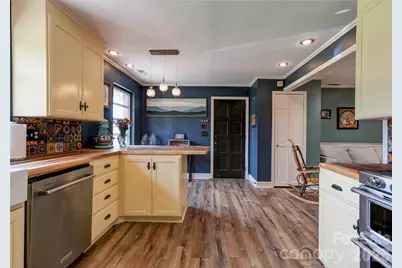 823 Botts Road, Shelby, NC 28150 - Photo 8