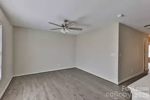 8946 Chalkstone Rd, Charlotte, NC 28216 - Photo 26