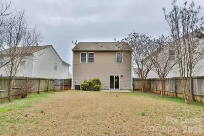 8946 Chalkstone Road, Charlotte, NC 28216 - Photo 4
