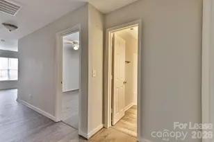 8946 Chalkstone Rd, Charlotte, NC 28216 - Photo 36