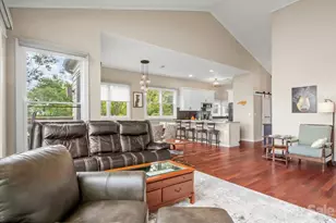 30 Club Villa Ct, Burnsville, NC 28714 - Photo 4